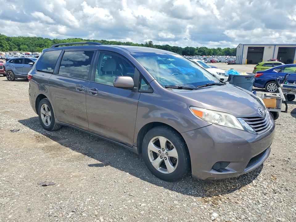 2015 Toyota Sienna VIN 5TDKK3DCXFS601298 COPART salvage auction — MINOR DENT/SCRATCHES, Ar - Cert Of Title-Salvage, sold $2,950 on 2026-07-06 (photo 4)