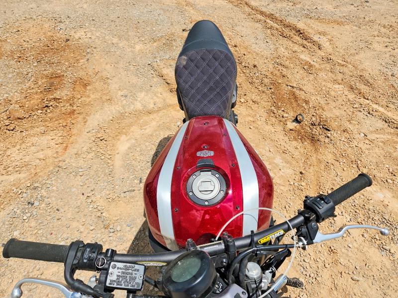 2018 Yamaha Xsr700 VIN JYARM21E2JA000137 COPART salvage auction — ALL OVER, AL - CERT OF TITLE-SALVAGE TITLE, sold $500 on 2026-07-30 (photo 5)