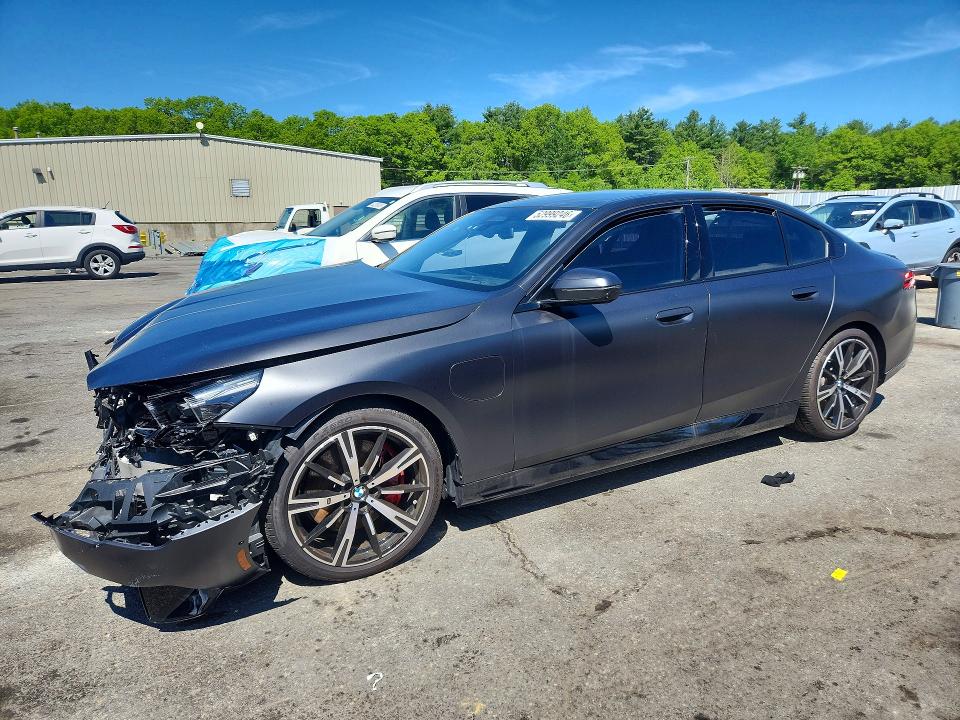 2026 BMW 5er VIN WBA13FK09TCV38532 COPART salvage auction — FRONT END, Ri - Salvage Certificate Of Title, sold $34,500 on 2026-07-21 (photo 1)