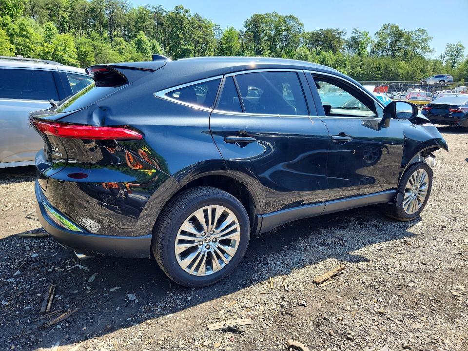 2022 Toyota Venza VIN JTEAAAAHXNJ102589 COPART salvage auction — FRONT END, Md - Cert Of Salvage > 75% Damage, sold $9,600 on 2026-07-24 (photo 3)