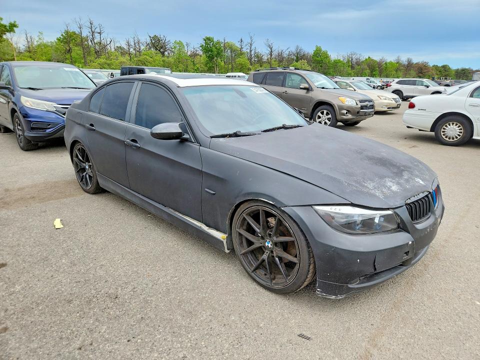 2008 BMW 3er VIN WBAVA37588NL44693 COPART salvage auction — REAR END, Wv - Salvage Certificate, sold $80 on 2026-07-08 (photo 4)