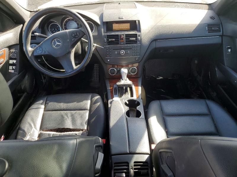 2009 Mercedes-benz C class VIN WDDGF81X69R078322 COPART salvage auction — WATER/FLOOD, Id - Salvage Certificate Of Title, sold $500 on 2026-07-24 (photo 8)