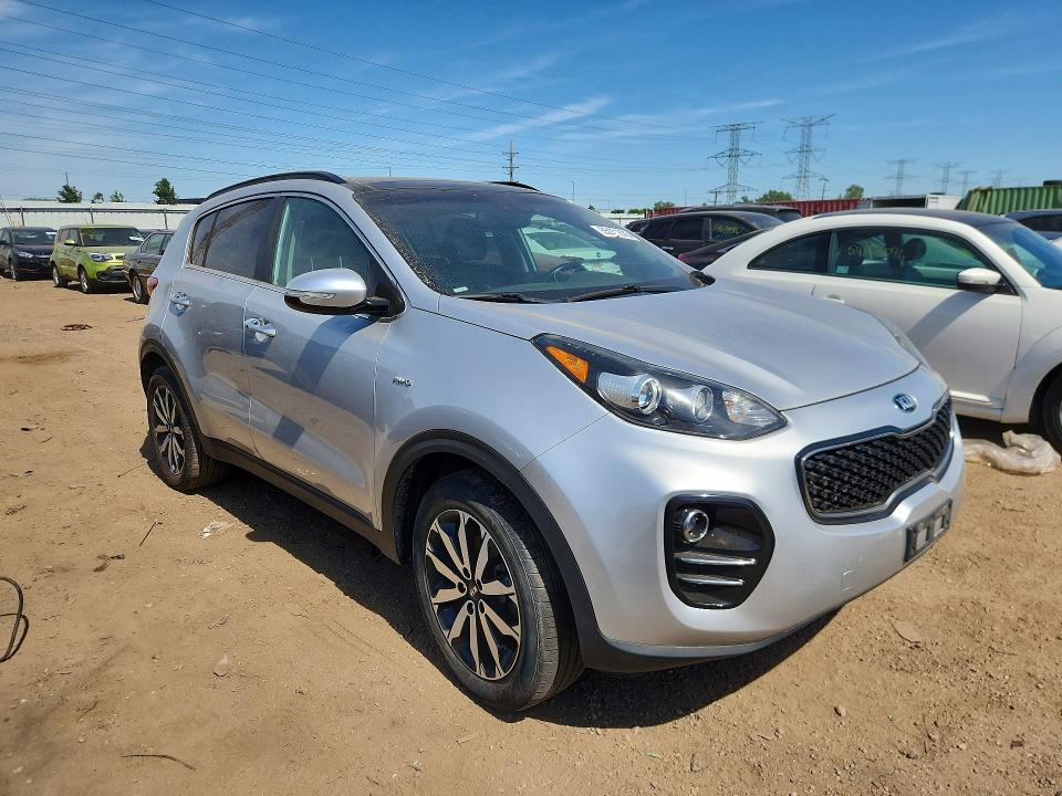 2018 Kia Sportage VIN KNDPNCAC4J7482989 COPART salvage auction — SIDE, Il - Cert Of Title-Corrected, sold $4,250 on 2026-07-14 (photo 4)
