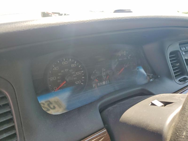 2010 Ford Crown victoria VIN 2FABP7CV0AX145262 COPART salvage auction — NORMAL WEAR, Nj - Certificate Of Title, sold $700 on 2026-07-02 (photo 9)