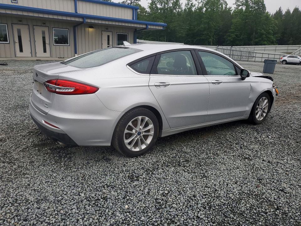 2019 Ford Fusion VIN 3FA6P0HD5KR229201 COPART salvage auction — FRONT END, NC - SALVAGE CERTIFICATE OF TITLE, sold $1,900 on 2026-07-02 (photo 3)