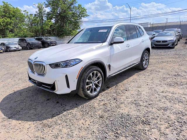 2026 BMW X5 VIN 5UX23EU09T9299011 — COPART salvage auction photo