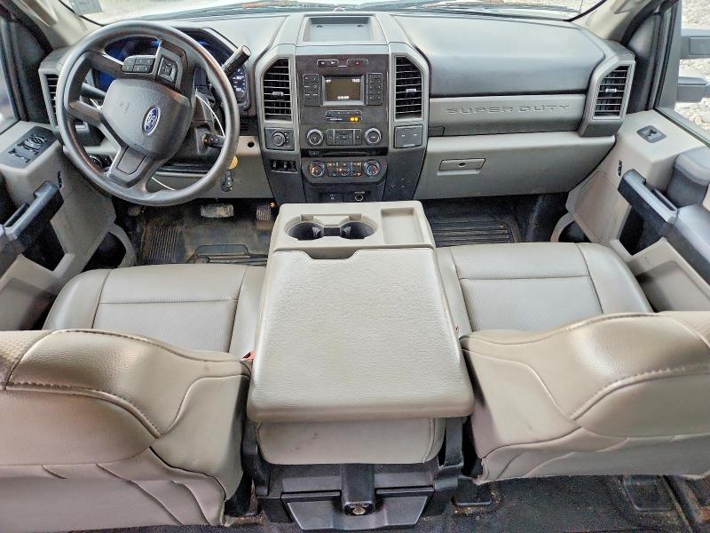 2017 Ford F550 VIN 1FD0W5HT8HEF18572 COPART salvage auction — NORMAL WEAR, Ct - Clean Title, sold $17,200 on 2026-07-14 (photo 8)
