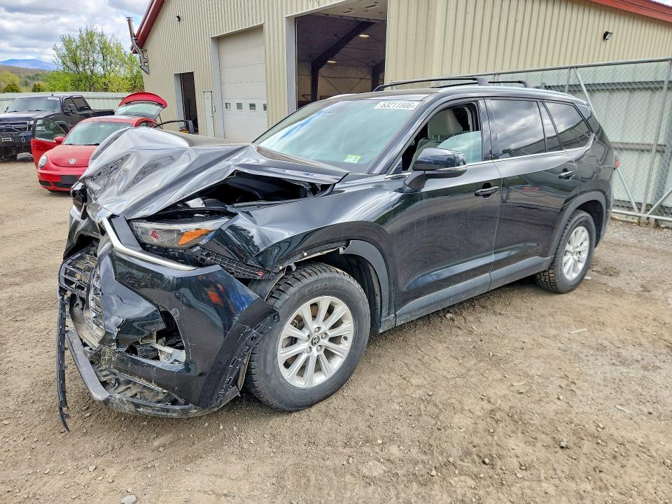 2025 Toyota Highlander VIN 5TDACAB56SS044188 COPART salvage auction — FRONT END, Vt - Cert Of Title-Salvage Vehicle, sold $19,100 on 2026-07-06 (photo 1)
