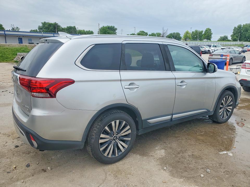 2019 Mitsubishi VIN JA4AD3A32KZ034615 COPART salvage auction — REAR END, Mo - Salvage Certificate Of Title, sold $175 on 2026-07-10 (photo 3)