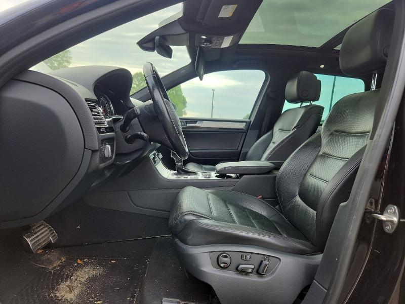 2017 Volkswagen Touareg VIN WVGRF7BP9HD000586 COPART salvage auction — MINOR DENT/SCRATCHES, Mi - Certificate Of Title, sold $3,850 on 2026-07-09 (photo 7)