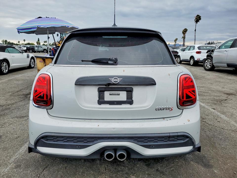 2023 Mini Cooper VIN WMW53DK01P2T48385 COPART salvage auction — FRONT END, Ca - Salvage Certificate, sold $6,200 on 2026-07-10 (photo 6)