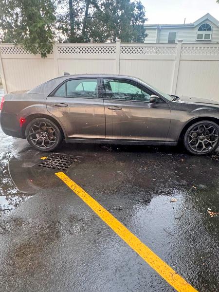 2020 Chrysler 300 VIN 2C3CCABG5LH158682 COPART salvage auction — NORMAL WEAR, Mo - Certificate Of Title (P), sold $1,650 on 2026-07-14 (photo 1)