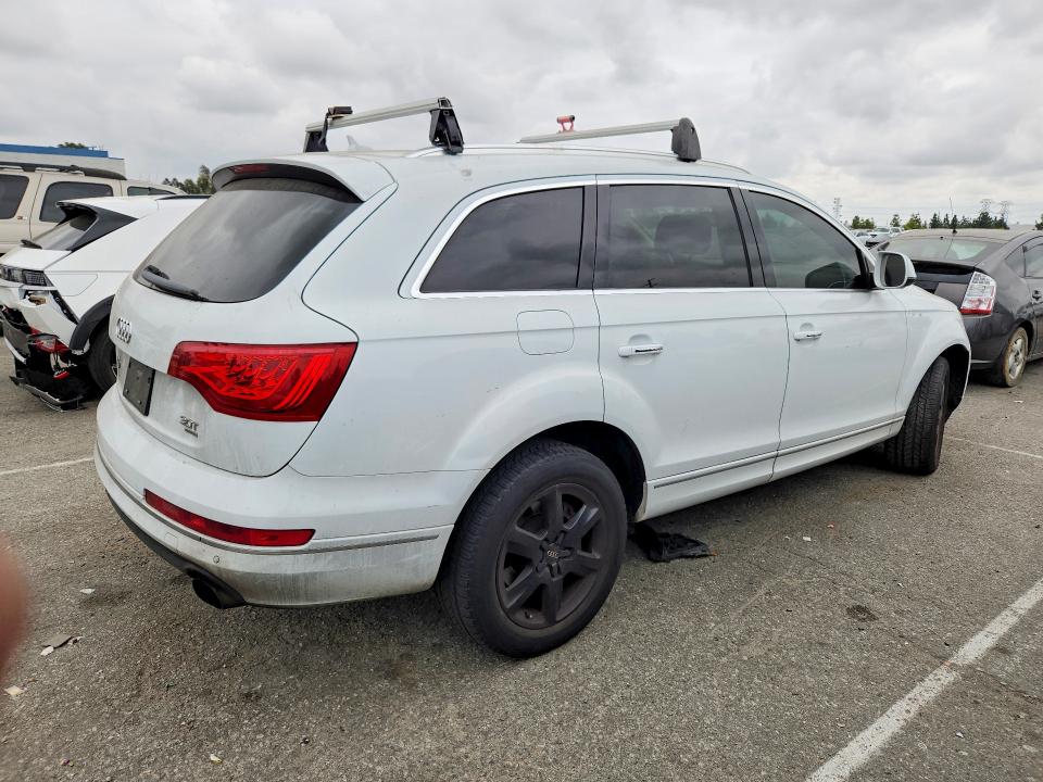2015 Audi Q7 VIN WA1CGAFE1FD010730 COPART salvage auction — MINOR DENT/SCRATCHES, Ca - Dis/Dlr/Exp Only Clean Title, sold $1,150 on 2026-07-23 (photo 3)