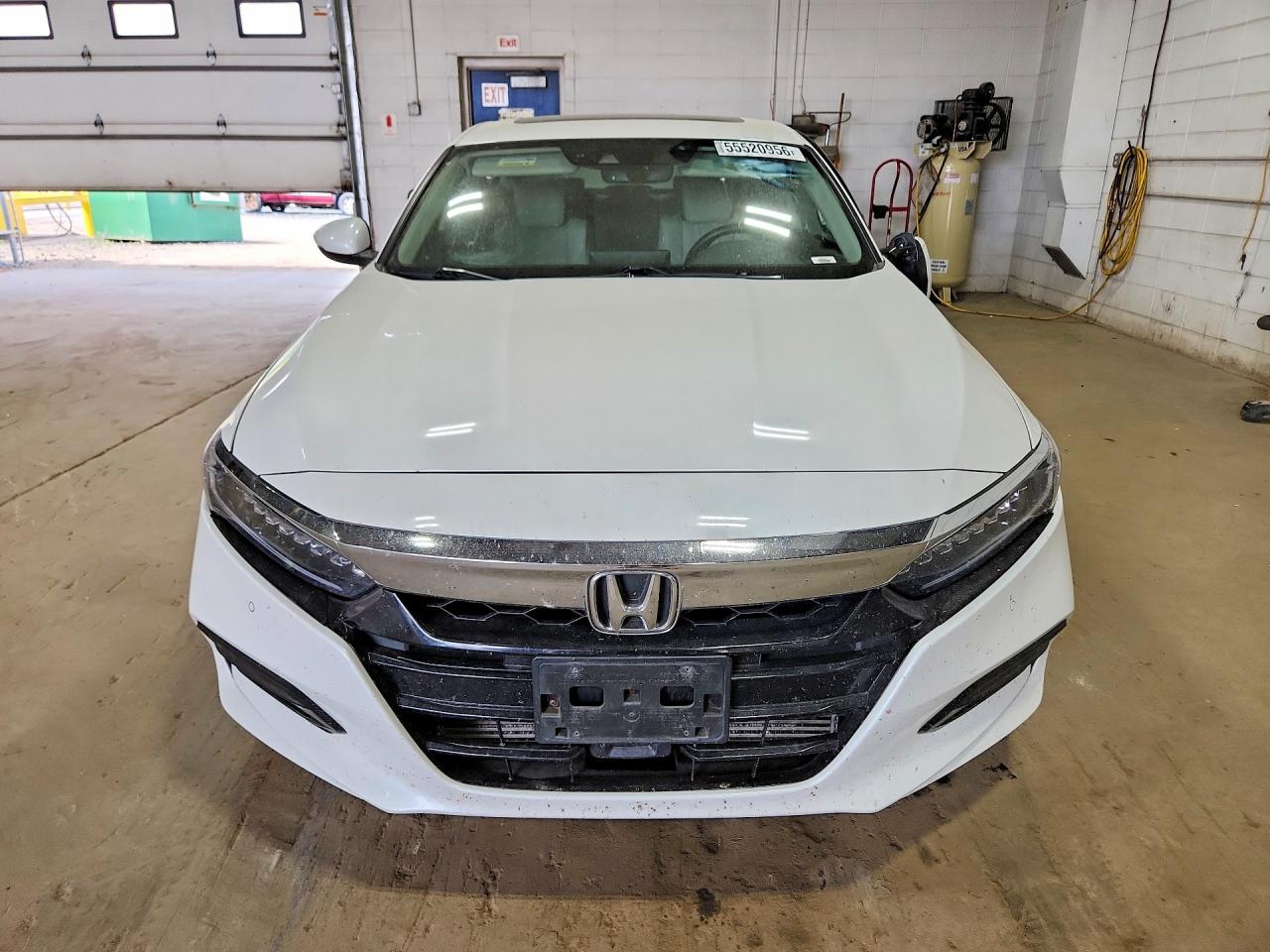 2018 Honda Accord VIN 1HGCV2F91JA015989 COPART salvage auction — Side, MN - CERT OF TITLE-SALVAGE, sold $6,100 on 2026-07-09 (photo 5)