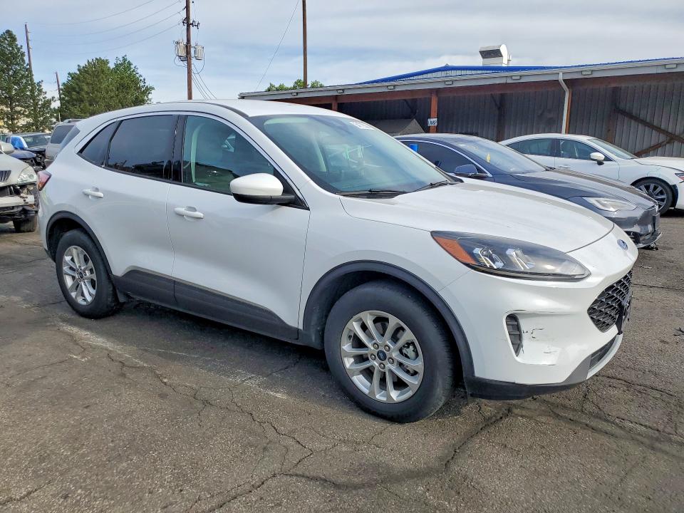 2021 Ford Escape VIN 1FMCU9BZ6MUA15064 COPART salvage auction — HAIL, Co - Certificate Of Title, sold $9,800 on 2026-07-09 (photo 4)