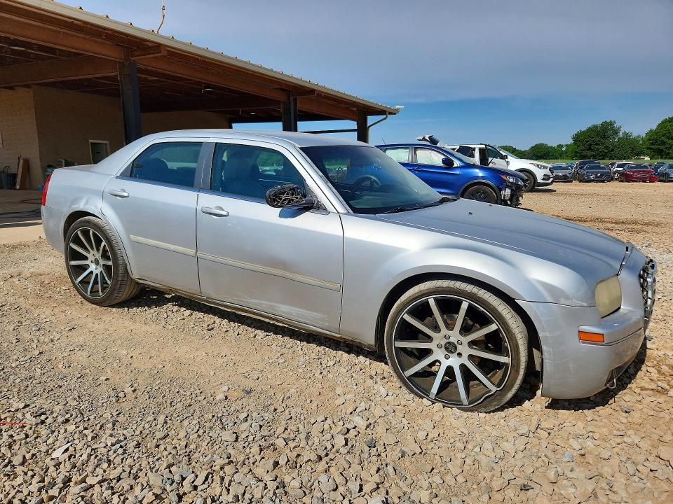 2007 Chrysler 300 VIN 2C3KA53G17H828726 COPART salvage auction — FRONT END, Al - Cert Of Title-Salvage Title, sold $300 on 2026-07-08 (photo 4)