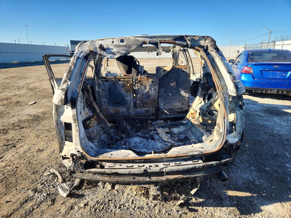 2016 Land rover Discovery sport VIN SALCR2BG1GH595003 COPART salvage auction — BURN, Ab - Bos - Nonrepairable, sold $150 on 2026-07-02 (photo 6)