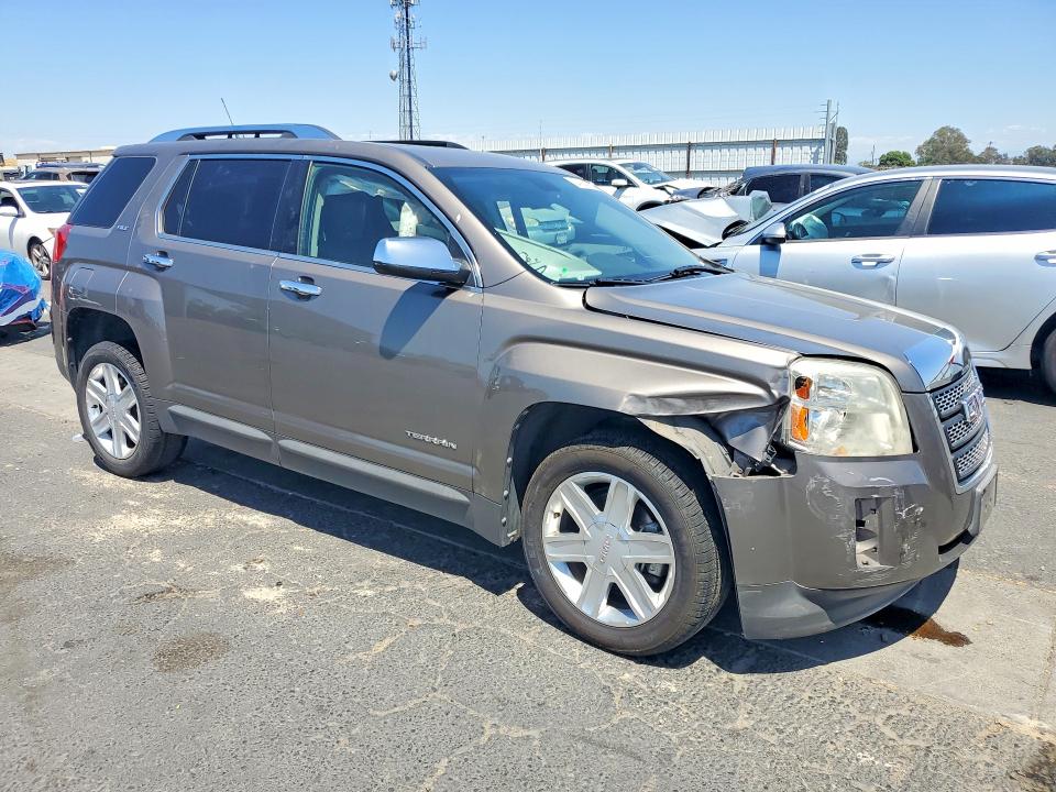 2011 Gmc Terrain VIN 2CTALWEC1B6295030 COPART salvage auction — FRONT END, Ca - Salvage Certificate, sold $925 on 2026-07-02 (photo 4)