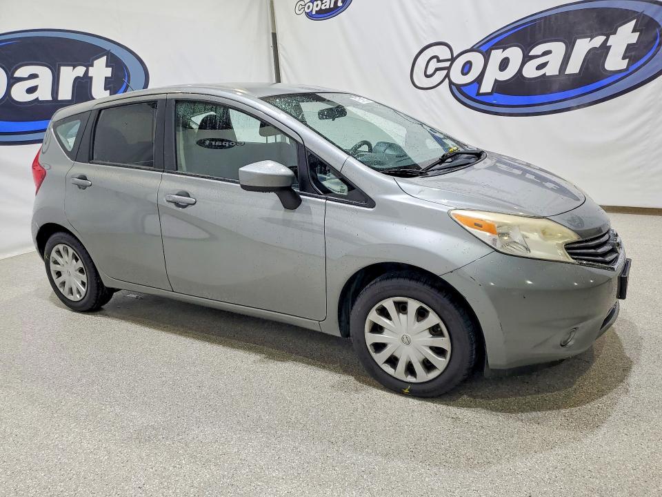 2015 Nissan Versa note VIN 3N1CE2CP1FL420593 COPART salvage auction — MINOR DENT/SCRATCHES, CA - CERTIFICATE OF TITLE, sold $575 on 2026-07-09 (photo 4)