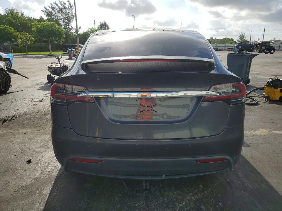 2017 Tesla Model x VIN 5YJXCDE29HF052215 COPART salvage auction — FRONT END, Fl - Certificate Of Title (P), sold $9,300 on 2026-07-21 (photo 6)