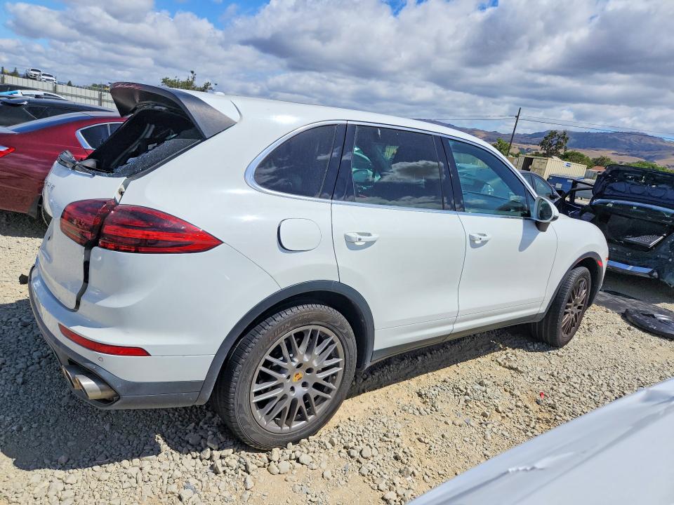 2017 Porsche Cayenne VIN WP1AB2A25HLA52601 COPART salvage auction — REAR END, CA - SALVAGE CERTIFICATE, sold $3,900 on 2026-07-02 (photo 3)