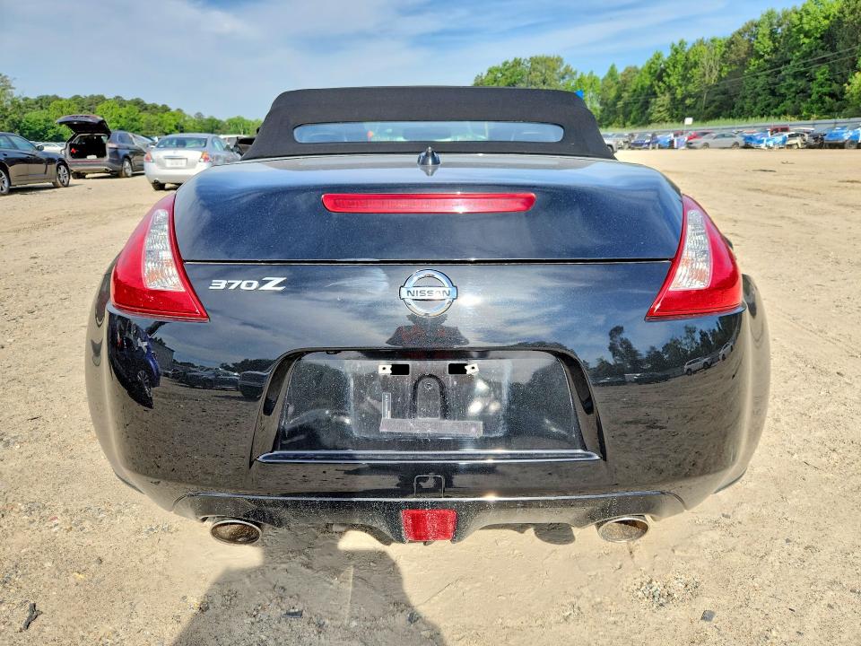 2017 Nissan 370z VIN JN1AZ4FH9HM940383 COPART salvage auction — FRONT END, Va - Certificate Of Title, sold $1,850 on 2026-07-21 (photo 6)