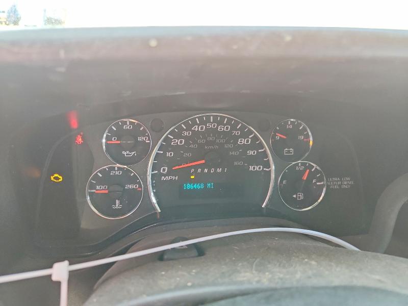 2010 Chevrolet Express VIN 1GB9G5AL0A1176393 COPART salvage auction — MINOR DENT/SCRATCHES, Ny - Certificate Of Title, sold $2,500 on 2026-07-09 (photo 8)