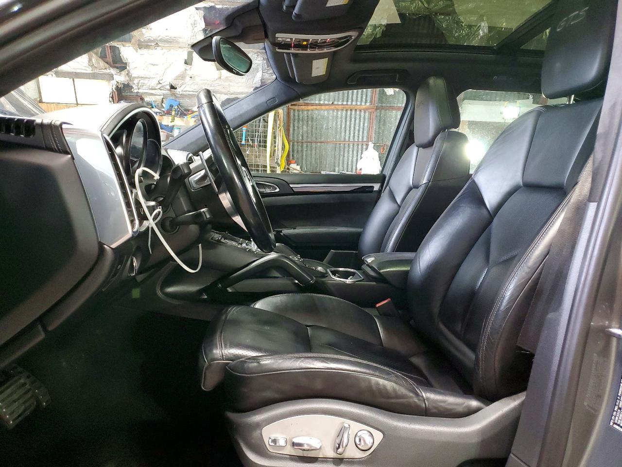2018 Porsche Cayenne VIN WP1AD2A27JLA80755 COPART salvage auction — Front End, IN - CERT OF TITLE-SALVAGE TITLE (P), sold $14,900 on 2026-07-06 (photo 7)
