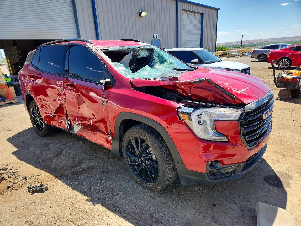 2024 Gmc Terrain VIN 3GKALVEG2RL123219 COPART salvage auction — SIDE, Nm - Cert Of Title-Salvage, sold $2,100 on 2026-07-23 (photo 4)