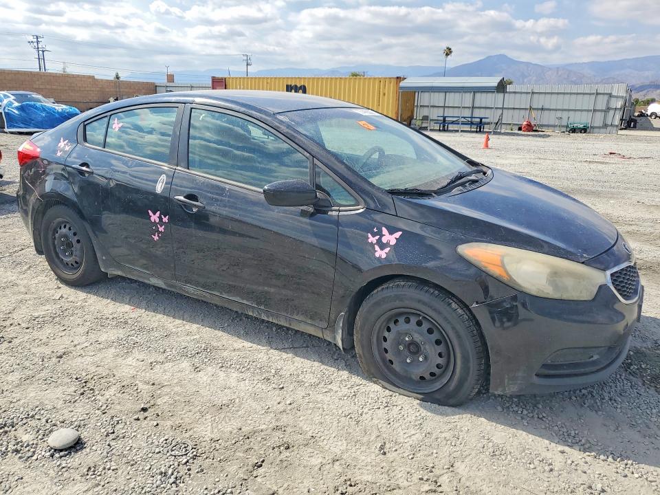 2016 Kia Forte VIN KNAFK4A66G5545158 COPART salvage auction — MINOR DENT/SCRATCHES, Ca - Cert Of Title-Salvaged, sold $325 on 2026-07-03 (photo 4)