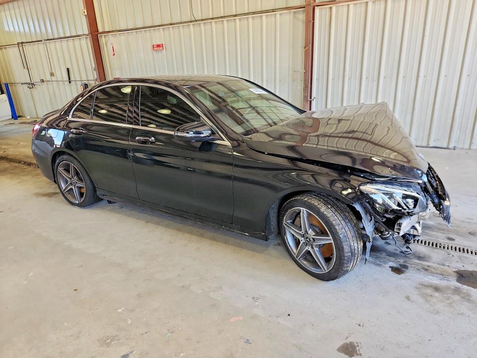 2018 Mercedes-benz C-klasse VIN 55SWF4KB1JU259368 COPART salvage auction — FRONT END, Va - Cert Of Title - Salvage, sold $4,350 on 2026-07-10 (photo 4)