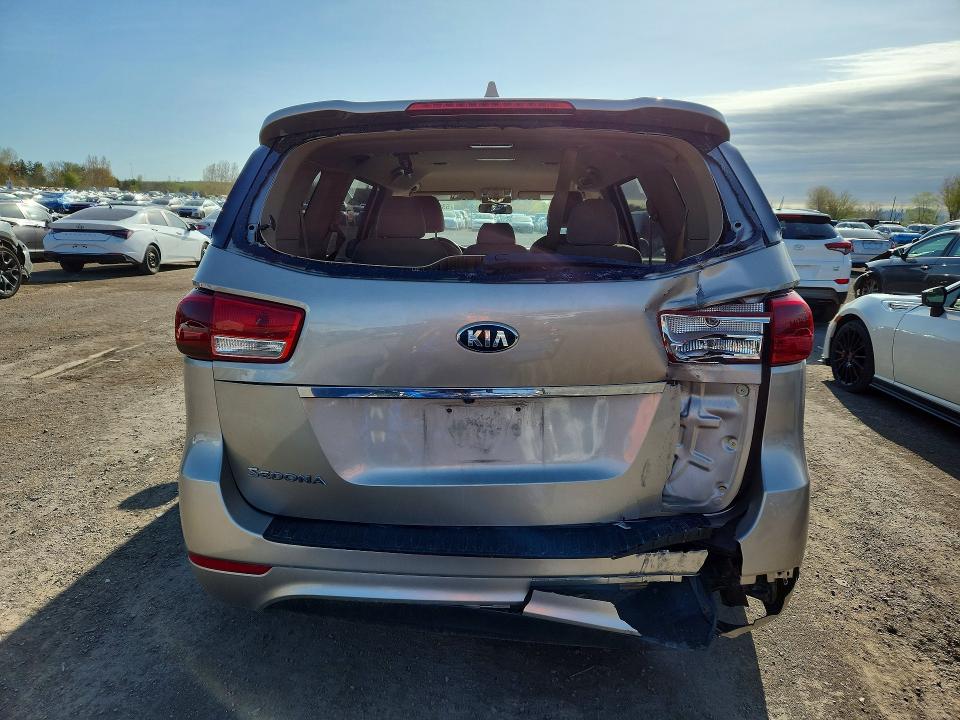2016 Kia SEDONA VIN KNDMB5C15G6145541 COPART salvage auction — FRONT END, On - Permit No Brand - Unfit, sold $700 on 2026-07-02 (photo 6)
