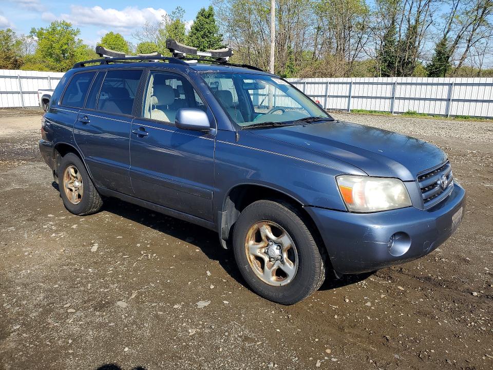 2004 Toyota Highlander VIN JTEGD21A640097177 COPART salvage auction — MINOR DENT/SCRATCHES, NJ - CERTIFICATE OF TITLE, sold $1,400 on 2026-07-08 (photo 4)