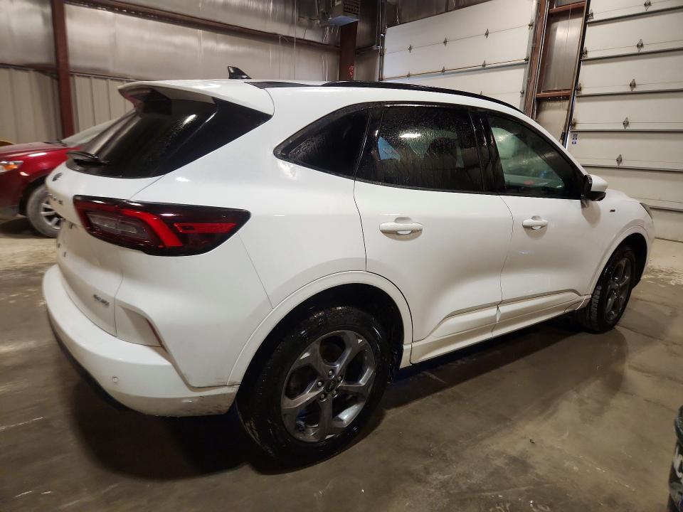 2023 Ford Escape VIN 1FMCU9NA3PUA32169 COPART salvage auction — MECHANICAL, Wi - Certificate Of Title, sold $7,800 on 2026-07-28 (photo 3)