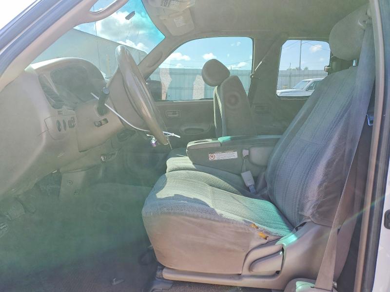 2000 Toyota Tundra VIN 5TBBT4418YS051046 COPART salvage auction — SIDE, IA - CERT OF TITLE-SALVAGE TITLE, sold $550 on 2026-07-31 (photo 7)