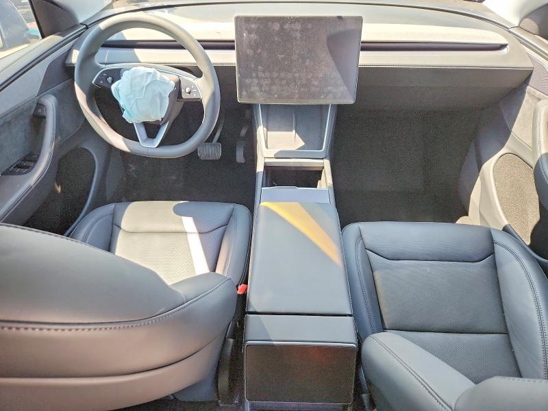 2026 Tesla Model y VIN 7SAYGDEE9TA597259 COPART salvage auction — FRONT END, Va - Cert Of Title - Salvage, sold $13,200 on 2026-07-27 (photo 8)