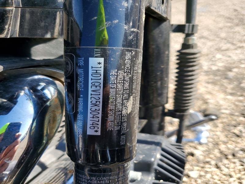 2005 Harley-davidson Fxdwg VIN 1HD1GEV125K304746 COPART salvage auction — FRONT END, IA - CERT OF TITLE-SALVAGE TITLE, sold $1,600 on 2026-07-02 (photo 8)