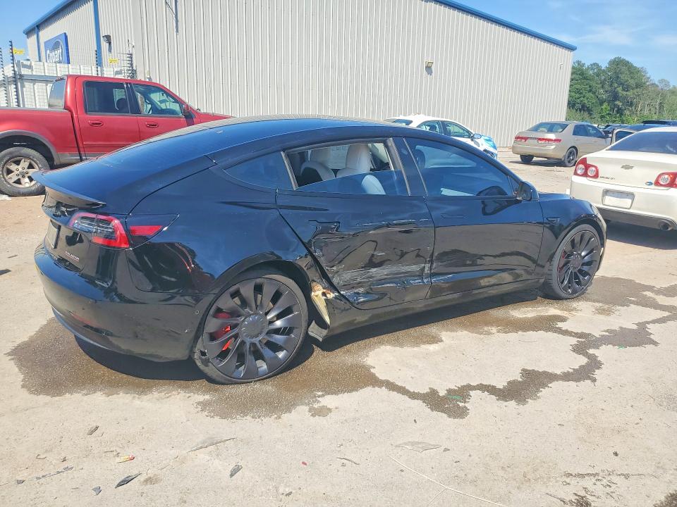2022 Tesla Model 3 VIN 5YJ3E1EC6NF262413 COPART salvage auction — SIDE, Sc - Cert Of Title-Salvage, sold $12,600 on 2026-07-13 (photo 3)