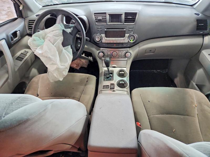 2011 Toyota Highlander VIN 5TDZA3EH2BS008041 COPART salvage auction — FRONT END, Il - Salvage Certificate, sold $1,400 on 2026-07-20 (photo 8)