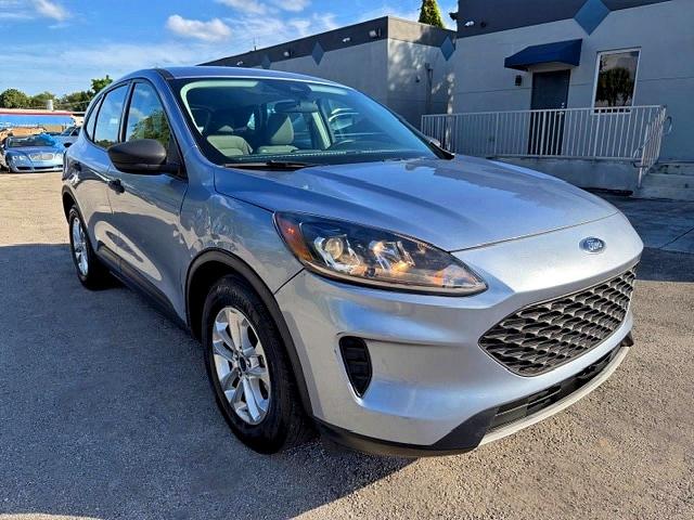 2022 Ford Escape VIN 1FMCU0F66NUB62157 COPART salvage auction — SIDE, Fl - Cert Of Title Slvg Rebuildable (P), sold $7,900 on 2026-07-28 (photo 4)