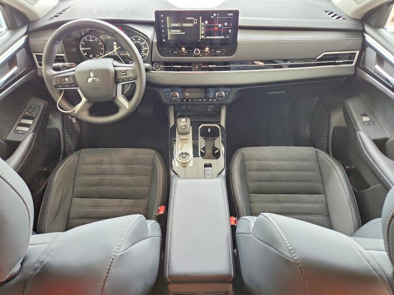 2025 Mitsubishi Outlander VIN JA4J4VA85SZ058964 COPART salvage auction — FRONT END, FL - CERT OF TITLE SLVG REBUILDABLE, sold $11,800 on 2026-07-13 (photo 8)