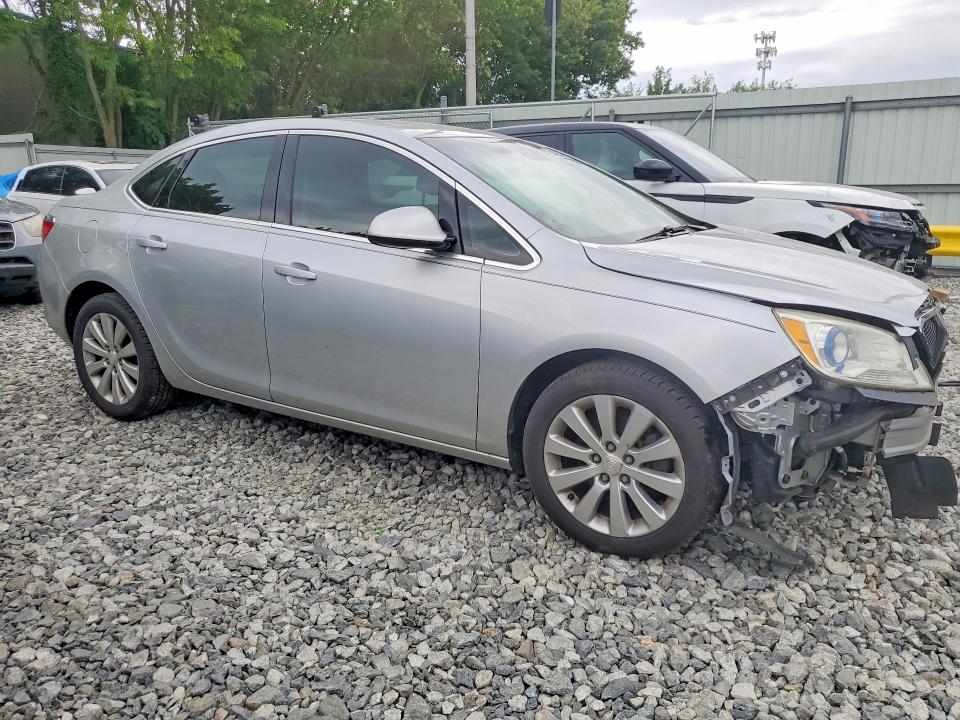 2015 Buick . VIN 1G4PP5SKXF4181241 COPART salvage auction — FRONT END, Ma - Cert Of Title-Reconstrctd Coll, sold $700 on 2026-07-06 (photo 4)