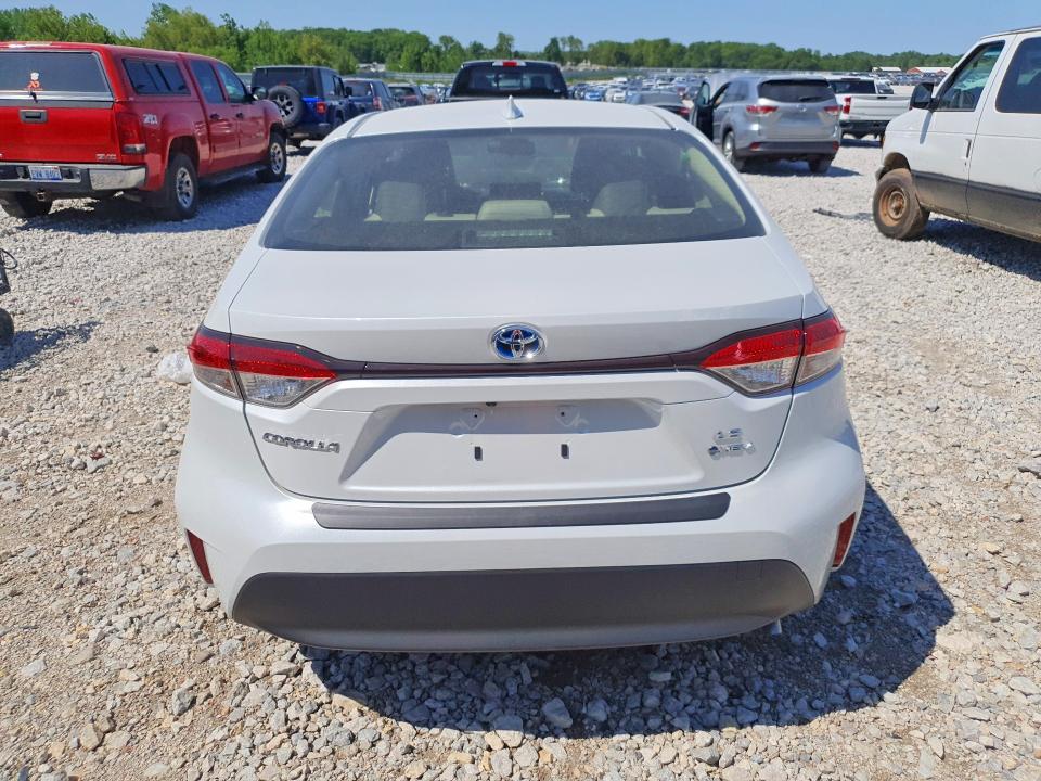 2025 Toyota Corolla VIN JTDBDMHE3S3022967 COPART salvage auction — FRONT END, Mi - Certificate Of Title, sold $8,600 on 2026-07-16 (photo 6)