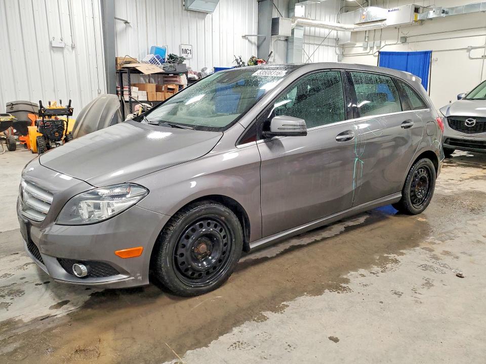 2014 Mercedes-benz VIN WDDMH4EB8EJ201650 COPART salvage auction — MINOR DENT/SCRATCHES, ON - PERMIT NO BRAND - UNFIT, sold $875 on 2026-08-04 (photo 1)