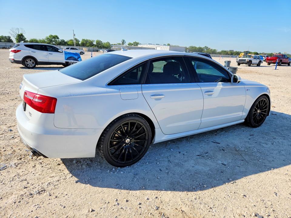 2015 Audi VIN WAUFGAFC8FN002990 COPART salvage auction — MINOR DENT/SCRATCHES, Tx - Certificate Of Title, sold $2,250 on 2026-07-02 (photo 3)