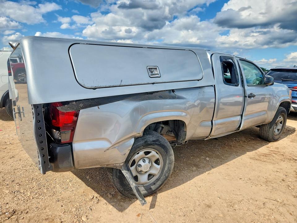 2022 Toyota Tacoma VIN 3TYRX5GN4NT059059 COPART salvage auction — ROLLOVER, Tx - Certificate Of Title (P), sold $6,800 on 2026-09-03 (photo 3)