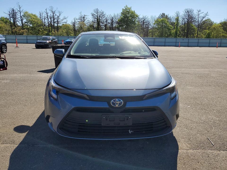 2023 Toyota Corolla VIN JTDBDMHE3PJ002463 COPART salvage auction — WATER/FLOOD, Ny - Mv907A-Flood Salvage, sold $3,900 on 2026-07-20 (photo 5)