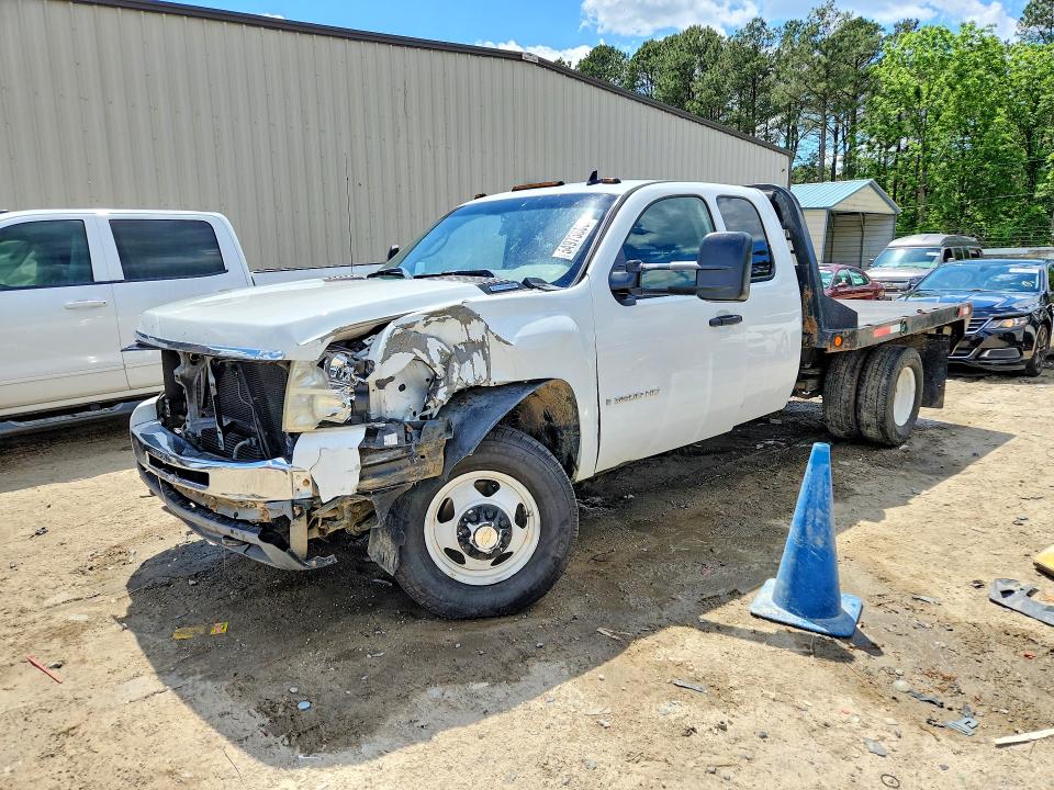 2009 Chevrolet Silverado VIN 1GBJK79649E122380 COPART salvage auction — FRONT END, De - Salvage Certificate, sold $400 on 2026-07-21 (photo 1)