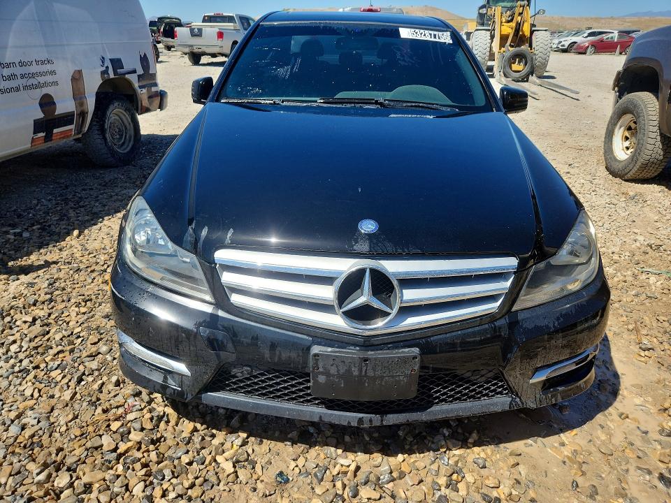 2013 Mercedes-benz C class VIN WDDGF4HB9DR263783 COPART salvage auction — MINOR DENT/SCRATCHES, Ut - Certificate Of Title, sold $550 on 2026-07-10 (photo 5)
