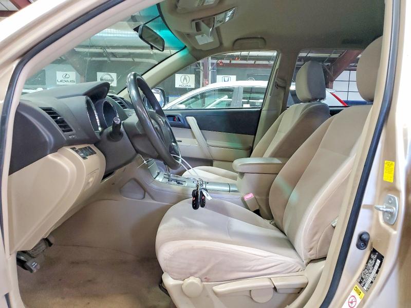 2009 Toyota Highlander VIN JTEES41A892135934 COPART salvage auction — SIDE, Vt - Cert Of Title-Parts Only Salva, sold $3,500 on 2026-07-26 (photo 7)